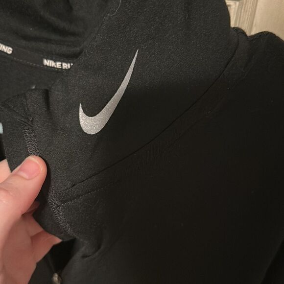 Nike Dri Fit Quarter zip - Picture 4 of 7